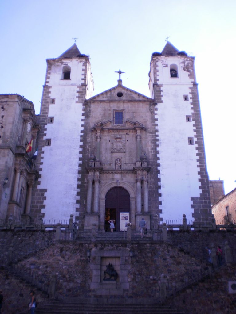 Iglesia de San Francisco Javier, Cáceres